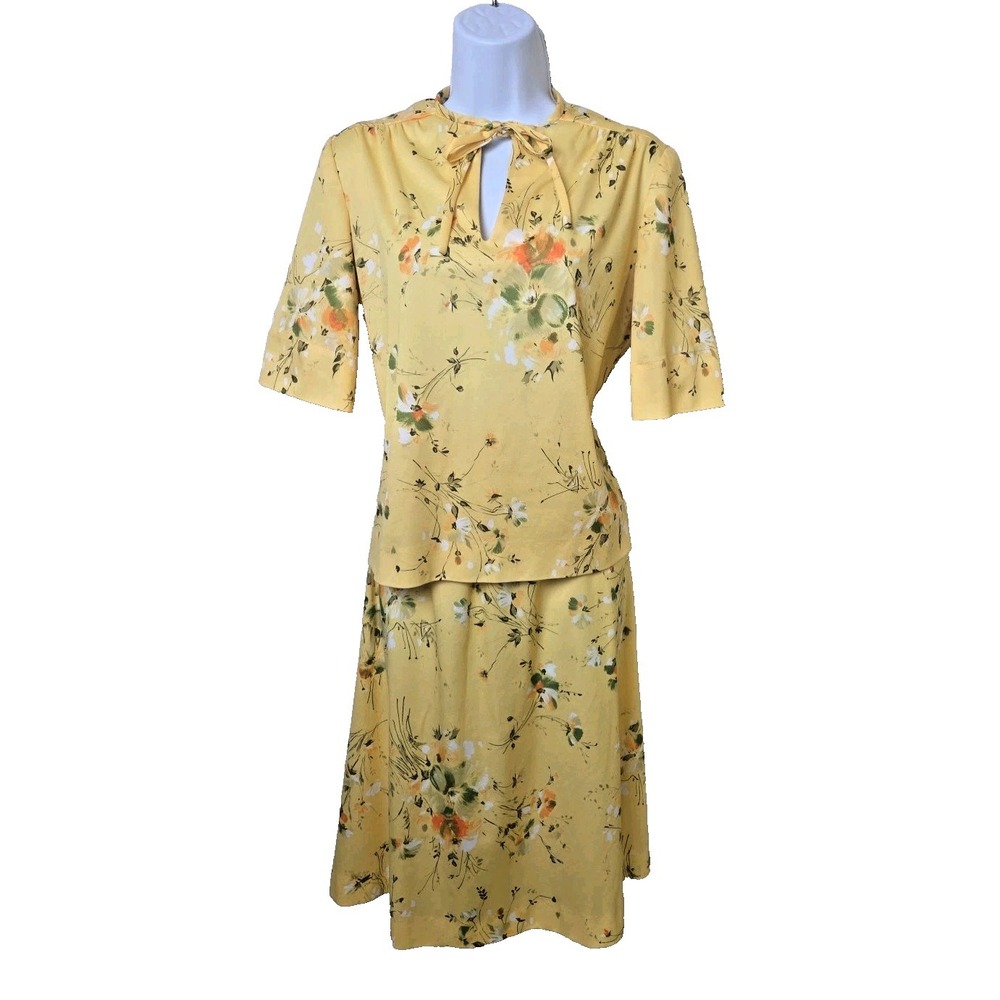 Vtg Handmade 1970s Floral Double Knit Yellow Skirt Set Mod Keyhole Retro Size M
